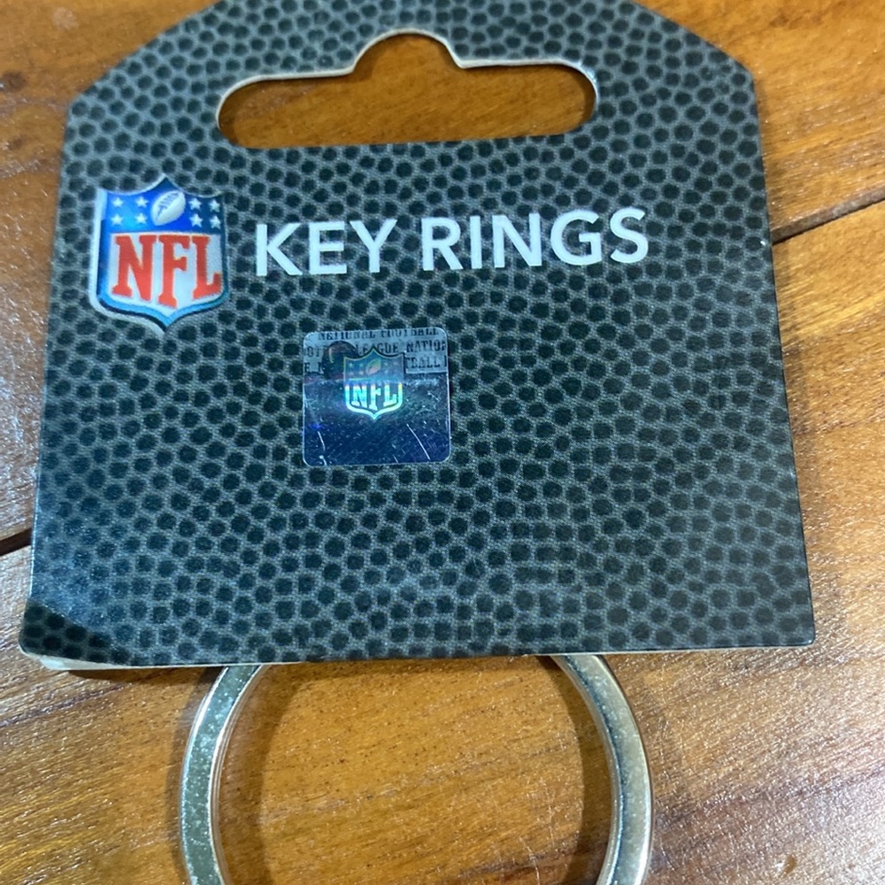 Atlanta Falcons Keychain - Picture 2 of 5